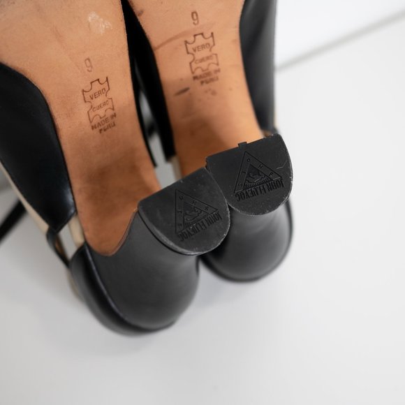 SOLD John Fluevog Revelation Mary Jane Pumps Black Off White Victorian Regency - Picture 8 of 10